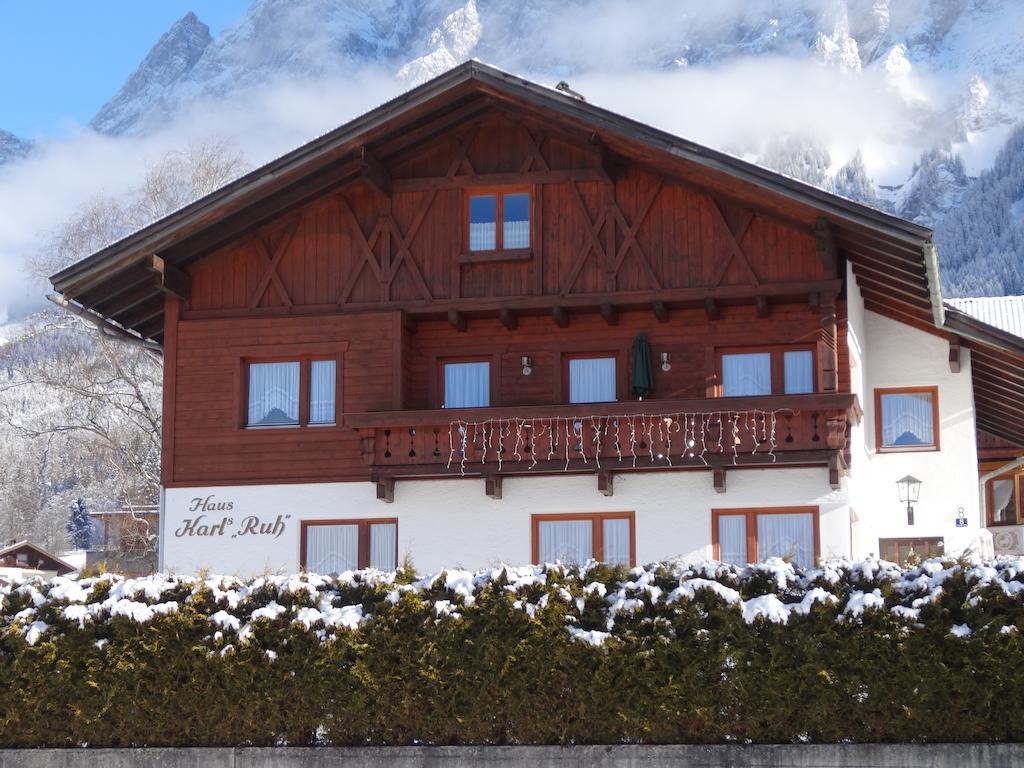 Haus Karl'S Ruh Bed & Breakfast Ehrwald Exterior photo